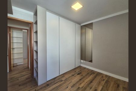 Apartamento à venda com 198m², 3 quartos e 2 vagasQuarto