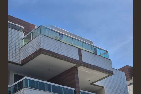 Apartamento à venda com 198m², 3 quartos e 2 vagasFachada