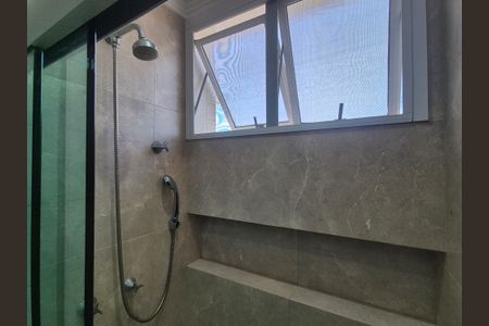 Apartamento à venda com 198m², 3 quartos e 2 vagasBanheiro Social