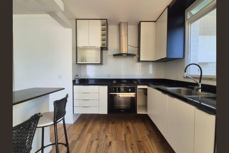 Apartamento à venda com 198m², 3 quartos e 2 vagasCozinha