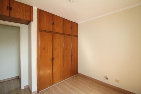 Apartamento à venda com 75m², 3 quartos e 1 vagaQuarto 2
