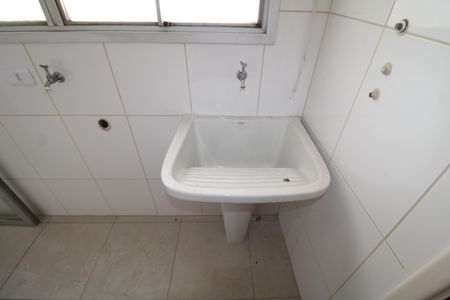 Apartamento à venda com 75m², 3 quartos e 1 vagaÁrea de Serviço