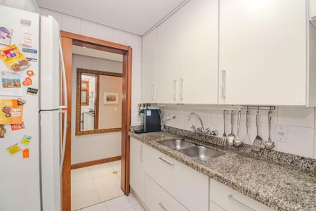 Apartamento à venda com 97m², 3 quartos e 3 vagas Apartamento à venda com 97m², 3 quartos e 3 vagasCozinha