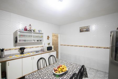 Casa à venda com 138m², 3 quartos e 2 vagasCozinha