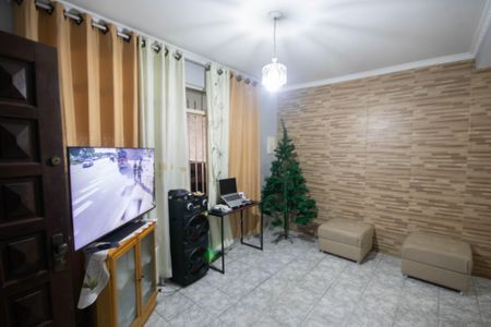 Sala de casa à venda com 3 quartos, 138m² em Jardim Modelo, São Paulo