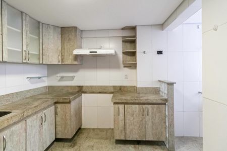 Apartamento à venda com 96m², 3 quartos e 2 vagasCozinha e Área de Serviço
