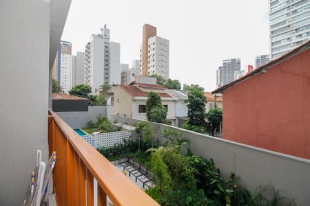 Varanda de kitnet/studio à venda com 1 quarto, 25m² em Pinheiros, São Paulo