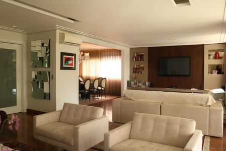 Sala de apartamento para alugar com 4 quartos, 267m² em Perdizes, São Paulo