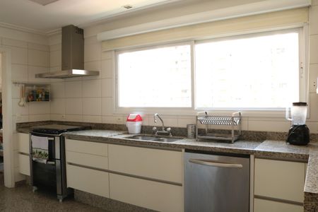 Apartamento para alugar com 267m², 4 quartos e 5 vagasCozinha