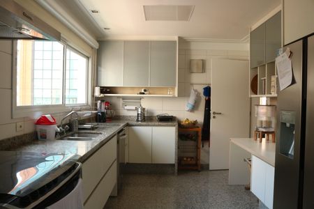 Apartamento para alugar com 267m², 4 quartos e 5 vagasCozinha