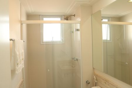 Apartamento para alugar com 267m², 4 quartos e 5 vagasBanheiro da Suíte 1