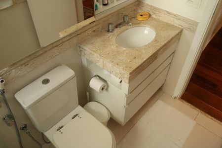 Apartamento para alugar com 267m², 4 quartos e 5 vagasBanheiro da Suíte 3