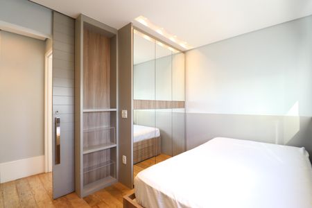 Apartamento para alugar com 202m², 3 quartos e 3 vagasSuíte 2