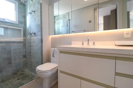 Apartamento para alugar com 202m², 3 quartos e 3 vagasBanheiro da Suíte 2