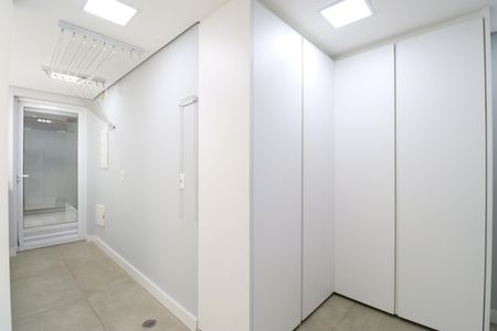 Apartamento para alugar com 202m², 3 quartos e 3 vagasÁrea de Serviço