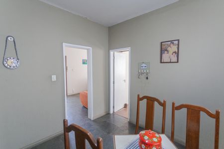 Casa à venda com 235m², 2 quartos e 1 vaga Casa à venda com 235m², 2 quartos e 1 vagaCopa