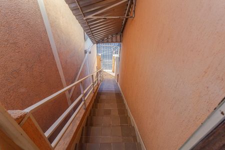 Casa à venda com 235m², 2 quartos e 1 vaga Casa à venda com 235m², 2 quartos e 1 vagaEntrada