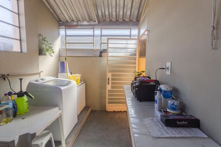 Casa à venda com 235m², 2 quartos e 1 vaga Casa à venda com 235m², 2 quartos e 1 vagaÁrea de Serviço