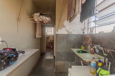 Casa à venda com 235m², 2 quartos e 1 vaga Casa à venda com 235m², 2 quartos e 1 vagaÁrea de Serviço