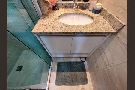 Apartamento à venda com 67m², 2 quartos e 1 vaga Apartamento à venda com 67m², 2 quartos e 1 vagaBanheiro da Suíte