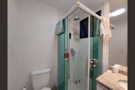 Apartamento à venda com 67m², 2 quartos e 1 vaga Apartamento à venda com 67m², 2 quartos e 1 vagaBanheiro