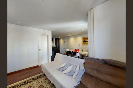 Apartamento à venda com 67m², 2 quartos e 1 vaga Apartamento à venda com 67m², 2 quartos e 1 vagaSala