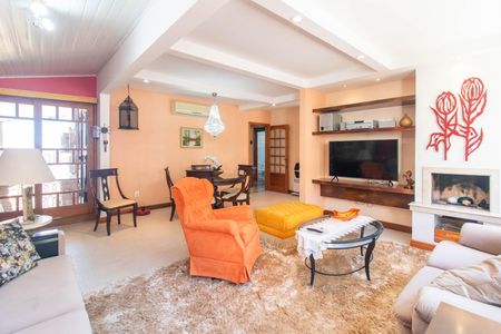 Sala de casa à venda com 2 quartos, 207m² em Teresópolis, Porto Alegre