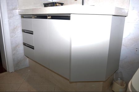 Casa à venda com 560m², 4 quartos e 4 vagas Casa à venda com 560m², 4 quartos e 4 vagasBanheiro da Suíte 4