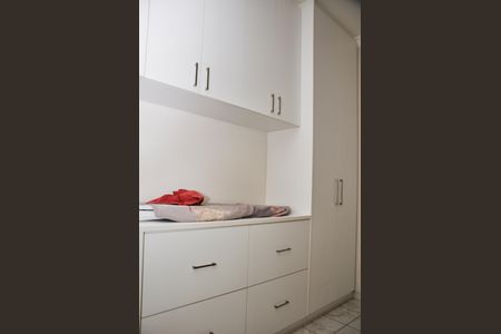 Casa à venda com 560m², 4 quartos e 4 vagas Casa à venda com 560m², 4 quartos e 4 vagasQuarto de Serviço