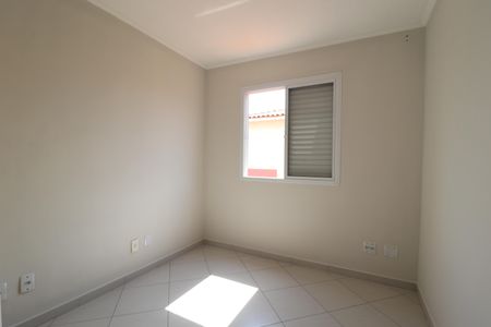 Casa à venda com 109m², 3 quartos e 2 vagasQuarto 1