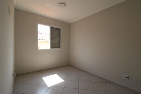 Casa à venda com 109m², 3 quartos e 2 vagasQuarto 3