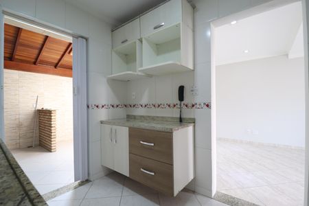 Casa à venda com 109m², 3 quartos e 2 vagasCozinha