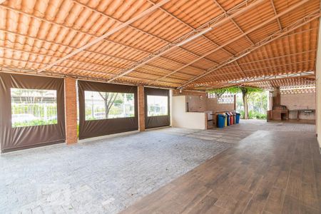 Casa à venda com 109m², 3 quartos e 2 vagas Casa à venda com 109m², 3 quartos e 2 vagasÁrea comum - Churrasqueira