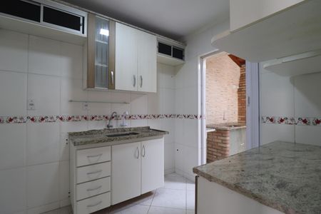 Casa à venda com 109m², 3 quartos e 2 vagasCozinha