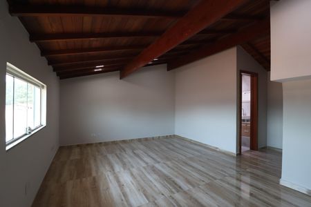 Casa à venda com 109m², 3 quartos e 2 vagasSotão