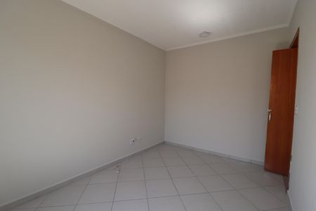 Casa à venda com 109m², 3 quartos e 2 vagasQuarto 2