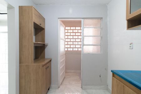 Apartamento à venda com 38m², 1 quarto e sem vaga Apartamento à venda com 38m², 1 quarto e sem vagaCozinha e Área de Serviço