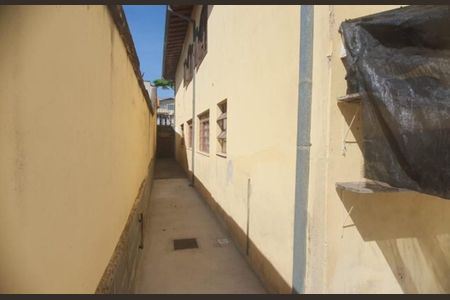 Casa à venda com 275m², 4 quartos e 4 vagas Casa à venda com 275m², 4 quartos e 4 vagasHall de Entrada