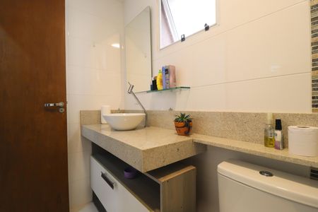 Apartamento à venda com 108m², 3 quartos e 2 vagasBanheiro 2