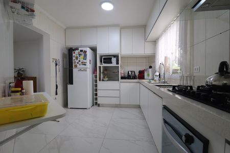 Apartamento à venda com 108m², 3 quartos e 2 vagasCozinha