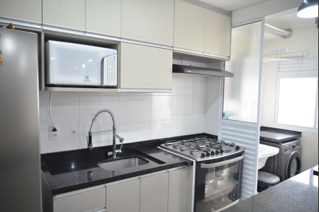 Apartamento à venda com 65m², 3 quartos e 2 vagasCozinha
