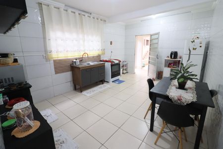 Casa à venda com 375m², 3 quartos e 4 vagasCozinha