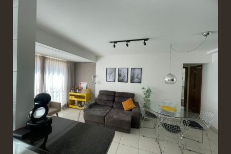 Sala de apartamento para alugar com 2 quartos, 60m² em Jardim Atlântico, Goiânia