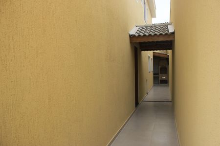 Casa à venda com 105m², 3 quartos e 2 vagasCorredor