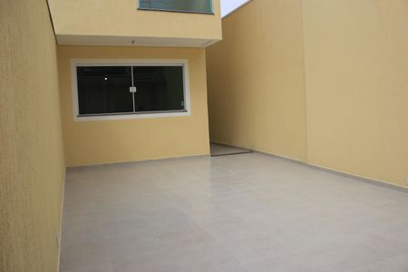 Casa à venda com 105m², 3 quartos e 2 vagasGaragem