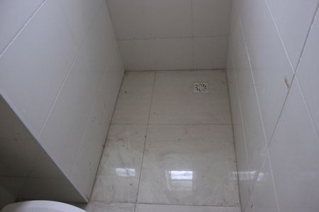 Casa à venda com 105m², 3 quartos e 2 vagasBanheiro da Suíte 2