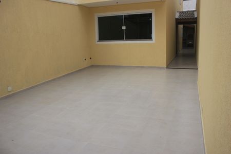 Casa à venda com 105m², 3 quartos e 2 vagasGaragem