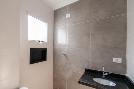 Casa de condomínio à venda com 60m², 2 quartos e 1 vaga Casa de condomínio à venda com 60m², 2 quartos e 1 vagaBanheiro da Suíte 1