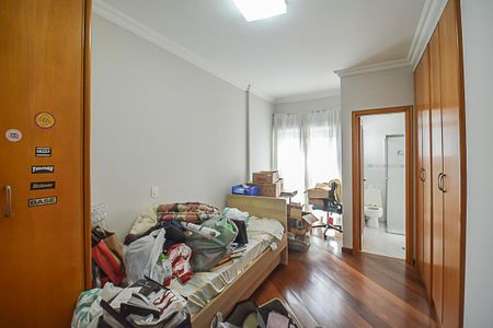 Apartamento à venda com 188m², 4 quartos e 3 vagas Apartamento à venda com 188m², 4 quartos e 3 vagasQuarto 4 - Suíte