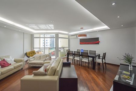 Apartamento à venda com 188m², 4 quartos e 3 vagas Apartamento à venda com 188m², 4 quartos e 3 vagasSala